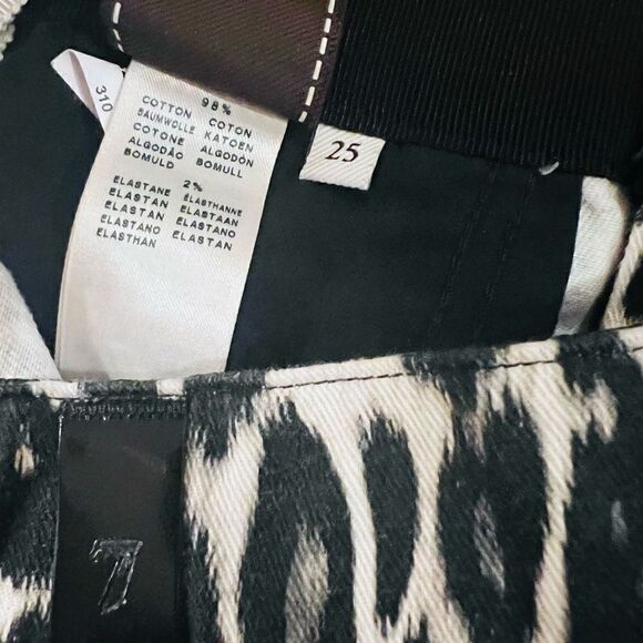 Giammbattista Valli collaborated with 7 for All Mankind trousers - Picture 8 of 11